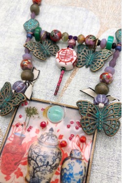 Collier long d'inspiration asiatique avec de belles perles chinoises Aniki Bijoux