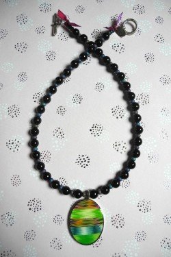 Collier Ikat Médaillon solo n°2
