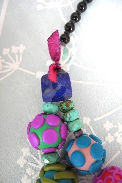 Collier Court Mini Pompadour