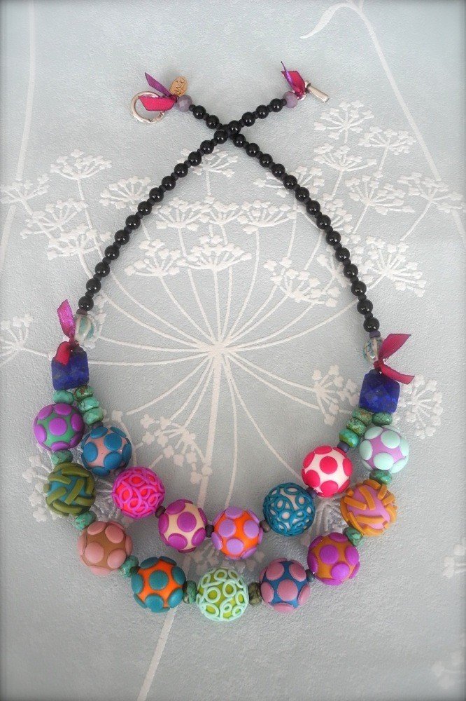Collier Court Mini Pompadour
