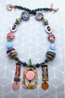 Collier mi-long KUMBA N°2