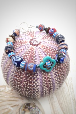 Bracelet aux couleurs lumineuses création Aniki Bijoux