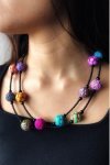 Sautoir fabriqué à partir de perles artisanales création Aniki Bijoux