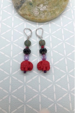 boucles d'oreilles éléphant rouge 1