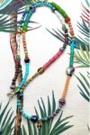 Sautoir fabriqué à partir de perles venues d'Asie, création Aniki Bijoux