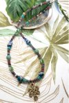 Collier court de fabrication artisanale par la créatrice  Aniki Bijoux