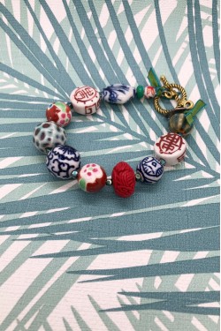 Bracelet original avec perles chinoises, une création Aniki Bijoux