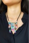 Collier long d'inspiration africaine avec de belles perles sélectionnées par Aniki Bijoux