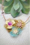 Collier long d'inspiration africaine avec de belles perles sélectionnées par Aniki Bijoux