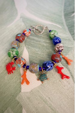 Bracelet aux couleurs lumineuses création Aniki Bijoux