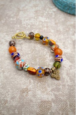 Bracelet aux couleurs lumineuses création Aniki Bijoux