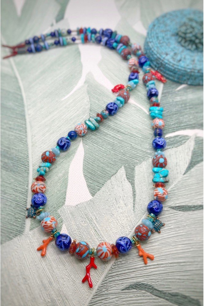 Collier court de fabrication artisanale par la créatrice  Aniki Bijoux