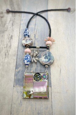 Collier long d'inspiration asiatique avec de belles perles chinoises Aniki Bijoux