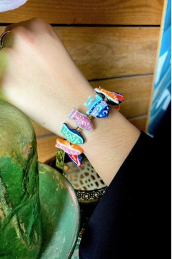 Bracelet aux couleurs lumineuses création Aniki Bijoux