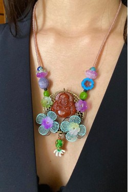 Collier long d'inspiration asiatique avec de belles perles chinoises Aniki Bijoux