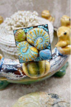 Bijou haute fantaisie réalisé par la créatrice Aniki Bijoux