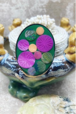 Bijou haute fantaisie réalisé par la créatrice Aniki Bijoux