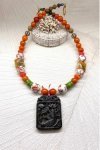 Collier mi-long d'inspiration asiatique avec belle pièce de jade Aniki Bijoux