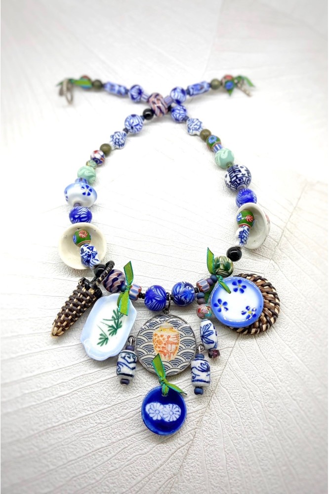 Collier d'inspiration asiatique avec de belles perles chinoises authentiques Aniki Bijoux