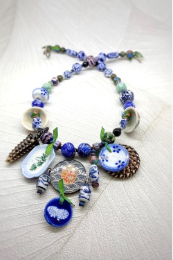 Collier d'inspiration asiatique avec de belles perles chinoises authentiques Aniki Bijoux