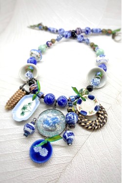 Collier d'inspiration asiatique avec de belles perles chinoises authentiques Aniki Bijoux