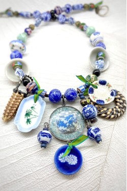 Collier d'inspiration asiatique avec de belles perles chinoises authentiques Aniki Bijoux