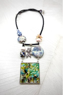 Collier long d'inspiration asiatique avec de belles perles chinoises Aniki Bijoux