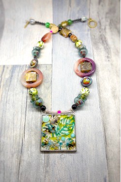 Collier long d'inspiration asiatique avec de belles perles chinoises Aniki Bijoux