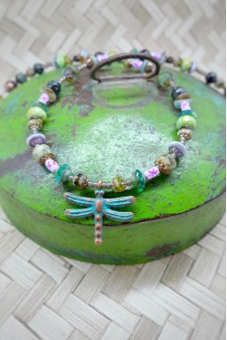 Collier long réalisé avec de belles perles sélectionnées par Aniki Bijoux
