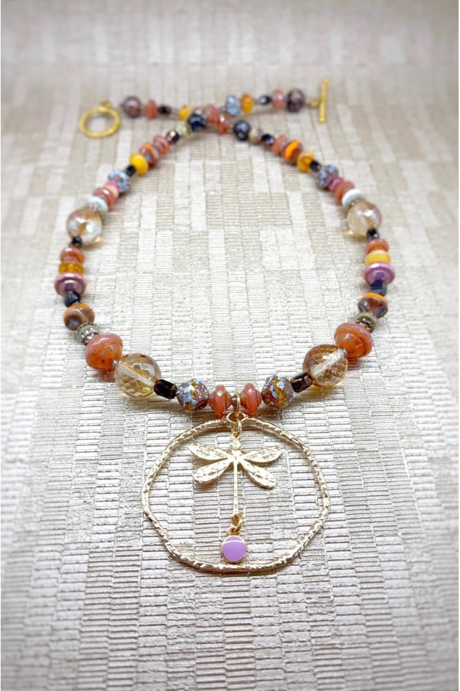 Collier long réalisé avec de belles perles sélectionnées par Aniki Bijoux