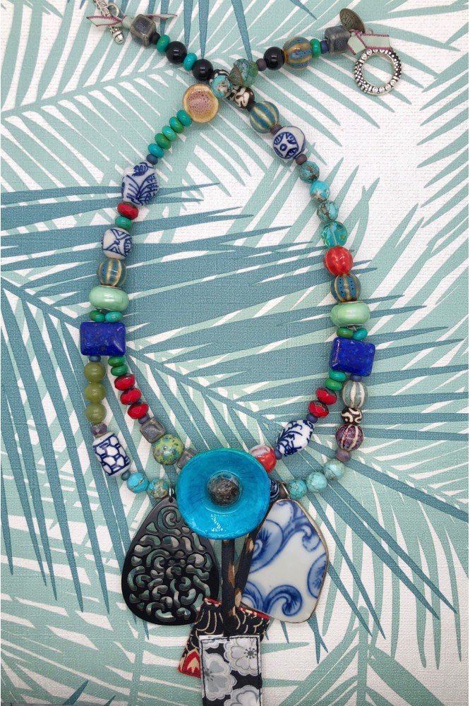 Collier long d'inspiration asiatique avec de belles perles chinoises Aniki Bijoux